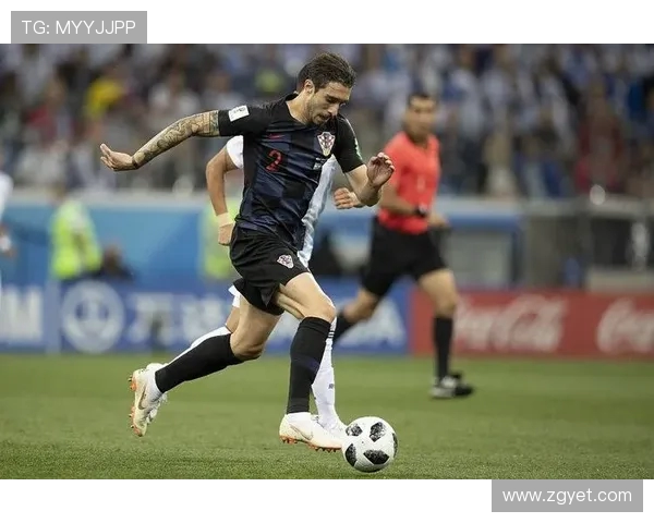 图拉与卡西梅的精彩对决揭示了足球战术与团队协作的重要性